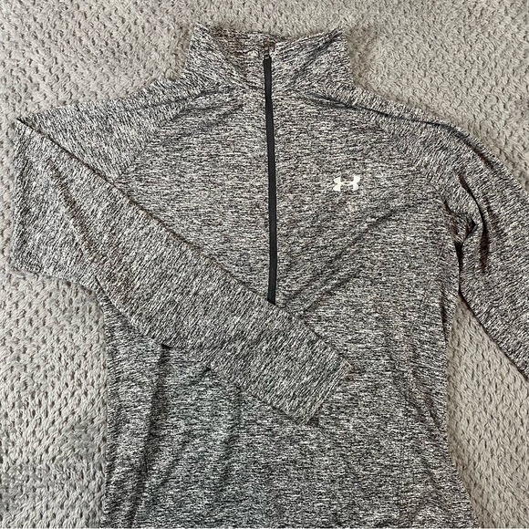 Under Armour Tops - Under Armour Quarter Zip Pullover Size Large Loose Fit Heat Gear Long Sleeve